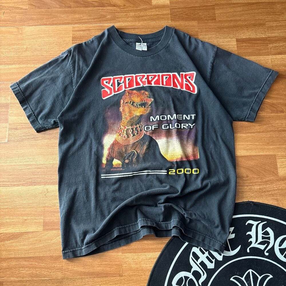 Vintage 2000 Scorpions Moment of Glory Tour Concert Band T-Shirt